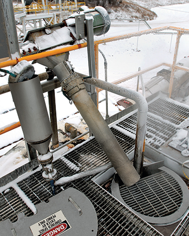 Schüttgut-Handling-System hält Sprengstofffabrik sauber